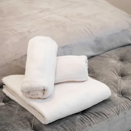 Modern 2bed Northern Quarter, Long Stays, Contractors Hotel 4*