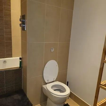 Delightful 2 Bedroom Apartamento Mánchester