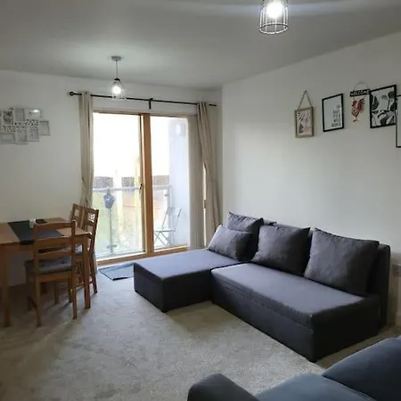 Delightful 2 Bedroom Manchester