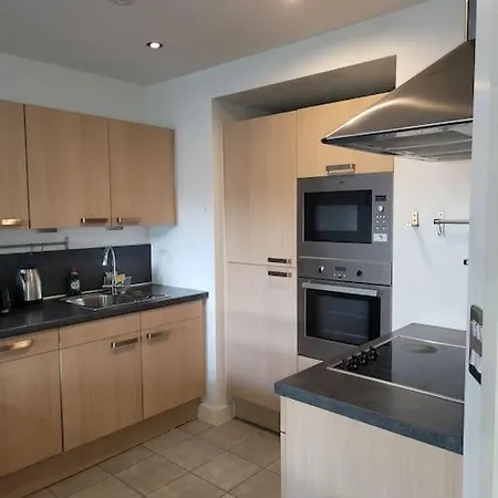 Delightful 2 Bedroom