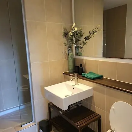 Apartment Delightful 2 Bedroom *
