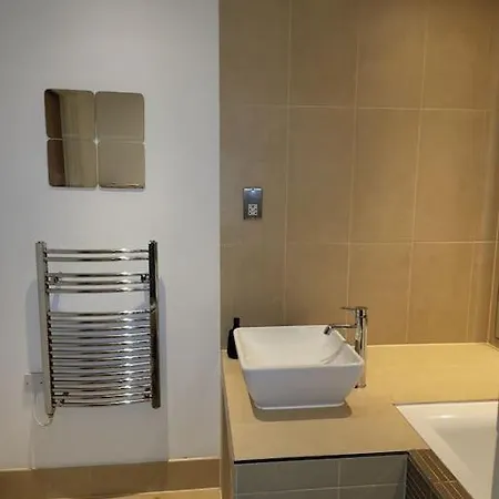 Apartment Delightful 2 Bedroom