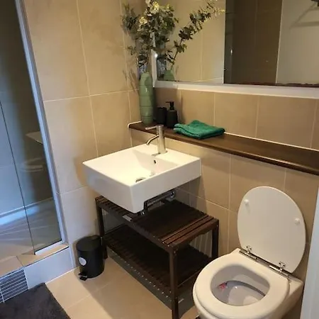 Delightful 2 Bedroom Apartamento Mánchester