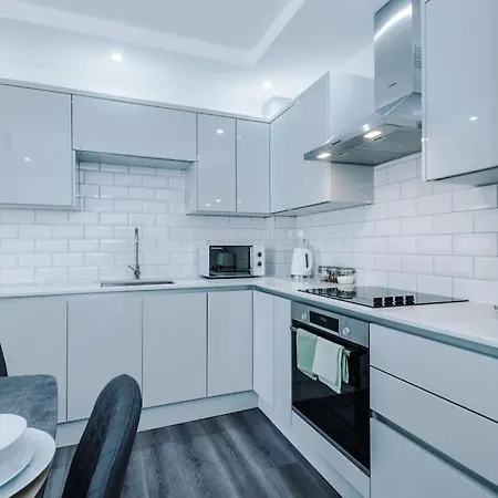 Heart Of Didsbury, Private Gated Car Park By Hass Haus Apartman Manchester