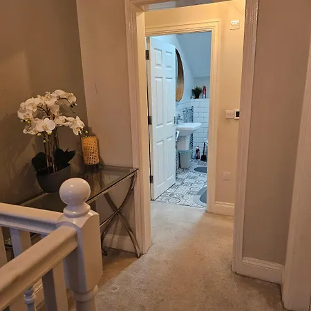 ホームステイ Shaun The Sheep マンチェスター