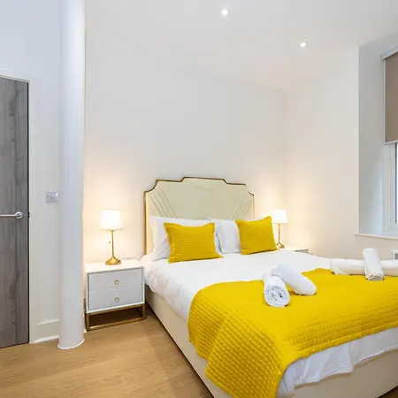 Premium 2-3 Bed Apartments In Chinatown Manchester!