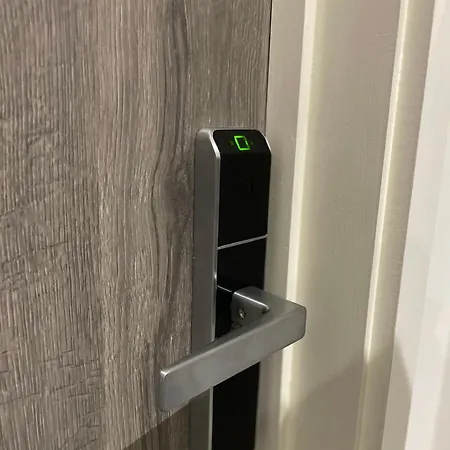 Amazing 1bd China Town