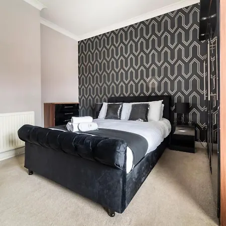 아파트 3 Bedroom House With Modern Interior, Close To The Etihad Stadium 맨체스터