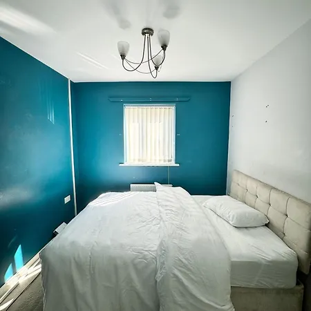 Apartment Urban Escape *