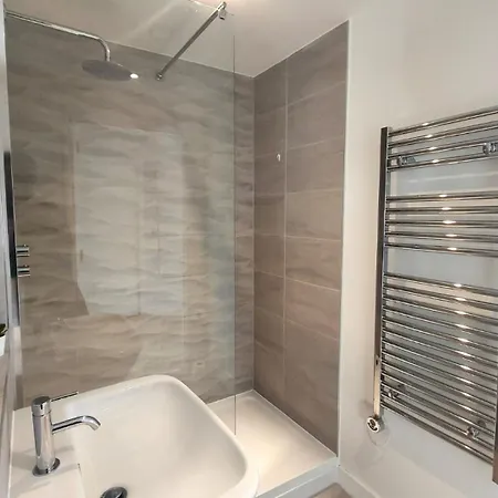 Stunning One Bedroom Near Old Trafford Stadium Manchester
