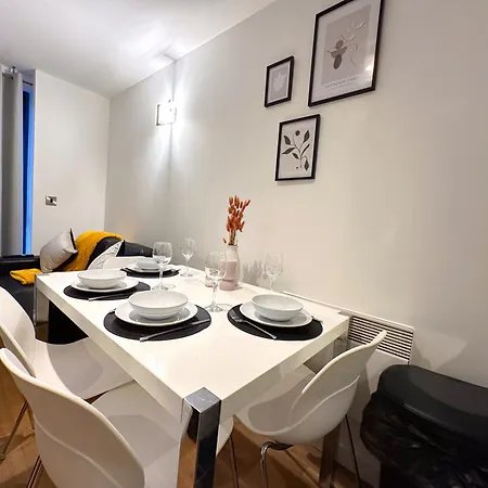 Appartement Free Gated Parking - Easy Access - Business Stays Manchester