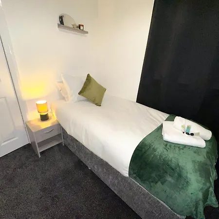 Contractor - Close To Hospital - Relocating Families