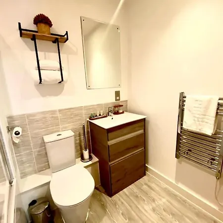 Prime 2 Bedroom With Rooftop Terrace Manchester