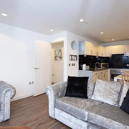 Modern Mediacity 2bed Apartment, Amazing Views, Smart Tvs 公寓 曼彻斯特