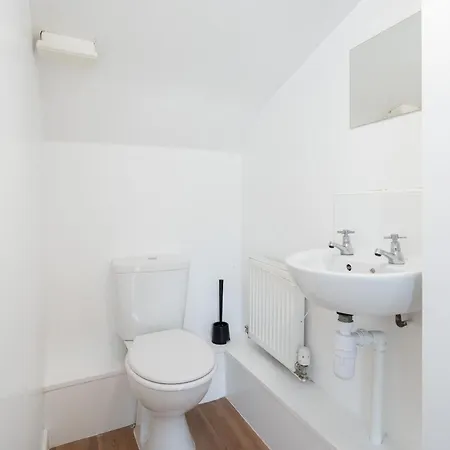 Дом отдыха Exquisite Mcr Centr Gem - Foosball - Sleeps11 Манчестер
