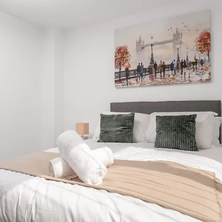 Дом отдыха Exquisite Mcr Centr Gem - Foosball - Sleeps11