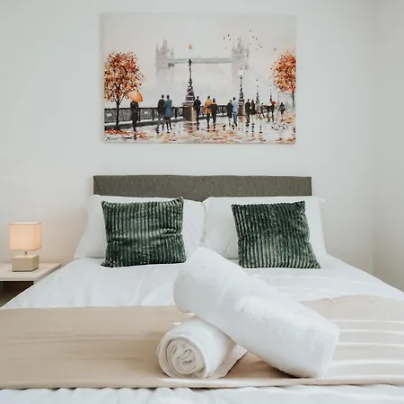 Exquisite Mcr Centr Gem - Foosball - Sleeps11 * Manchester