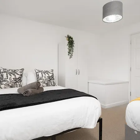 Prázdninový dům Exquisite Mcr Centr Gem - Foosball - Sleeps11 *