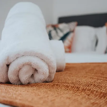 Exquisite Mcr Centr Gem - Foosball - Sleeps11 Манчестер