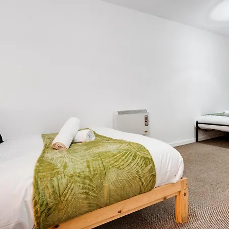 Apartment The Sunset In Salford Quays - Free Parking *