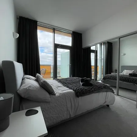 Luxury Living, 2-bed With Pool & Gym Daire