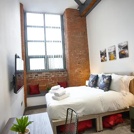 The Ruby * マンチェスター