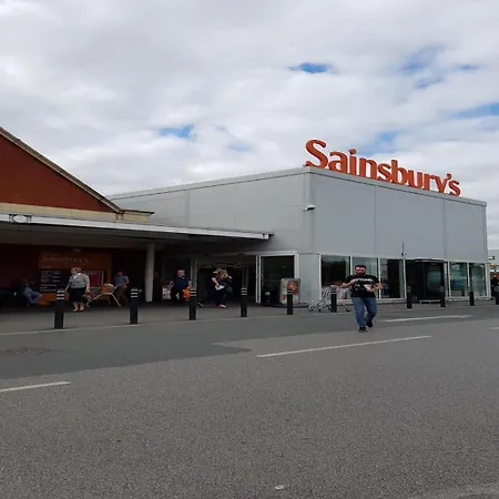 1B-Steps To Uni&Stadium- Wi-Fi Netflix Breakfast Appartamento *