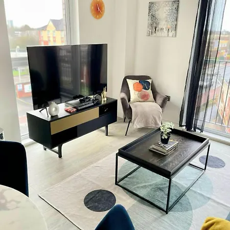 Apartamento 1b-steps To Uni&stadium- Wi-fi Netflix Breakfast Mánchester
