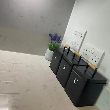 Apartamento Modern 2 Bedroom City Centre W Balcony *
