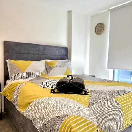 Apartamento Fresh 2bed 2bath 2mins Drive To Man Utd Stadium Manchester