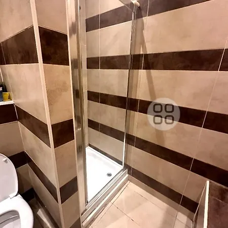 Kendras * Manchester