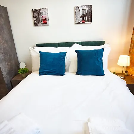 The Larimar Apartman Manchester