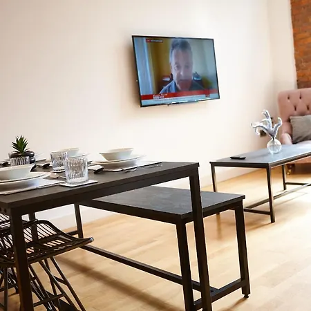 The Carnelian 曼彻斯特