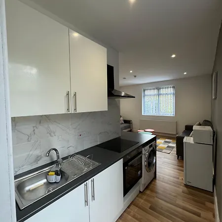 Mk Apartments, Chorlton, Car Park Манчестер