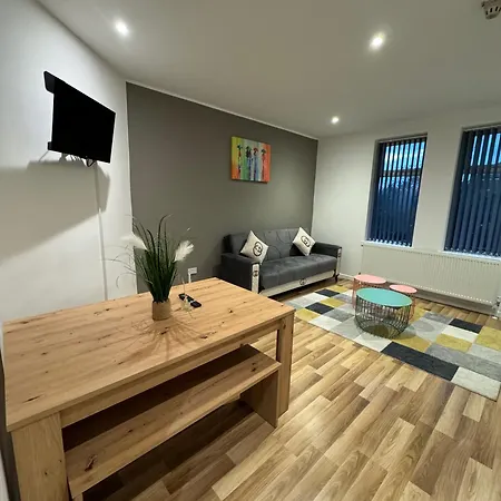 Mk Apartments, Chorlton, Manchester, Car Park