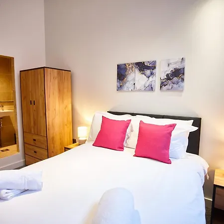 アパート The Aquamarine マンチェスター