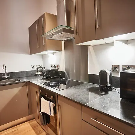 The Aquamarine アパート