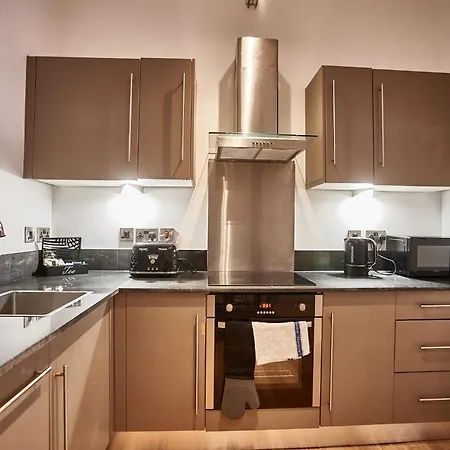 The Aquamarine マンチェスター