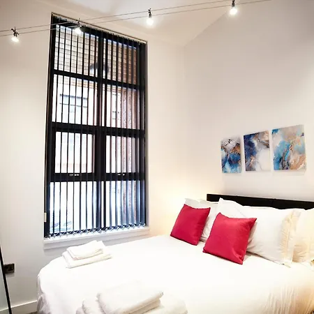 The Aquamarine Apartment *