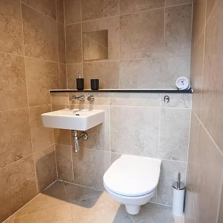 The Garnet Manchester