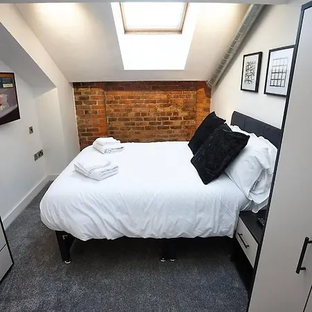 The Garnet Manchester