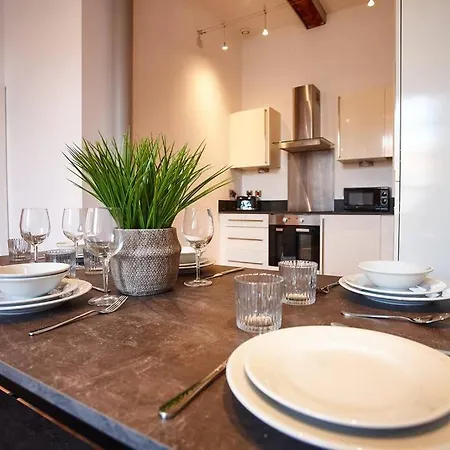 The Opal Apartment *