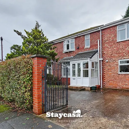 Large 6br House Free Parking & Wifi Dom wakacyjny