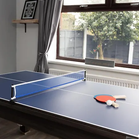Holiday home Carpe Diem - Stunning 4 Bed With Games Table *