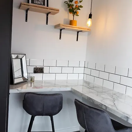 Carpe Diem - Stunning 4 Bed With Games Table
