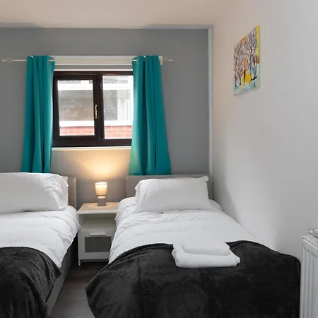 Holiday home Carpe Diem - Stunning 4 Bed With Games Table