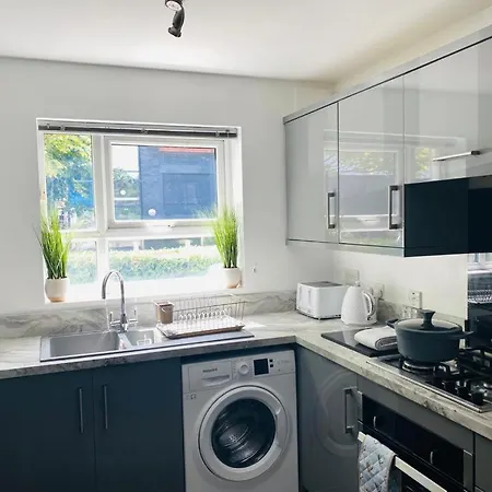 Modern, Stylish And Central