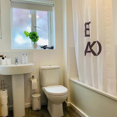 Accommodatie bij particulieren Modern, Stylish And Central