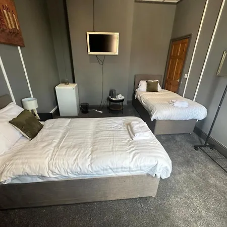 - Free Parking * Manchester