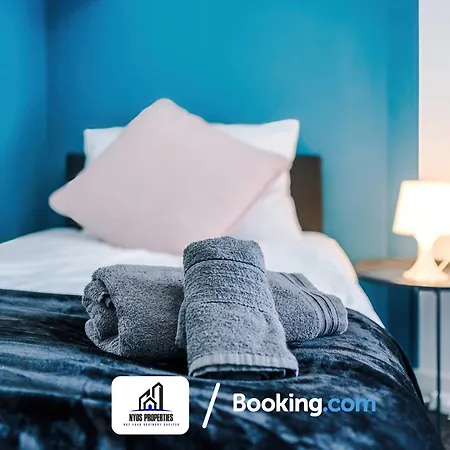 Media City Apt Sleeps8, 25 Percent Off For Monthly Stays, Business & Leisure